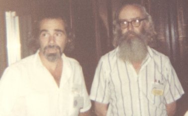 Robert Silverberg & Damon Knight in the lobby of the Muehlbach